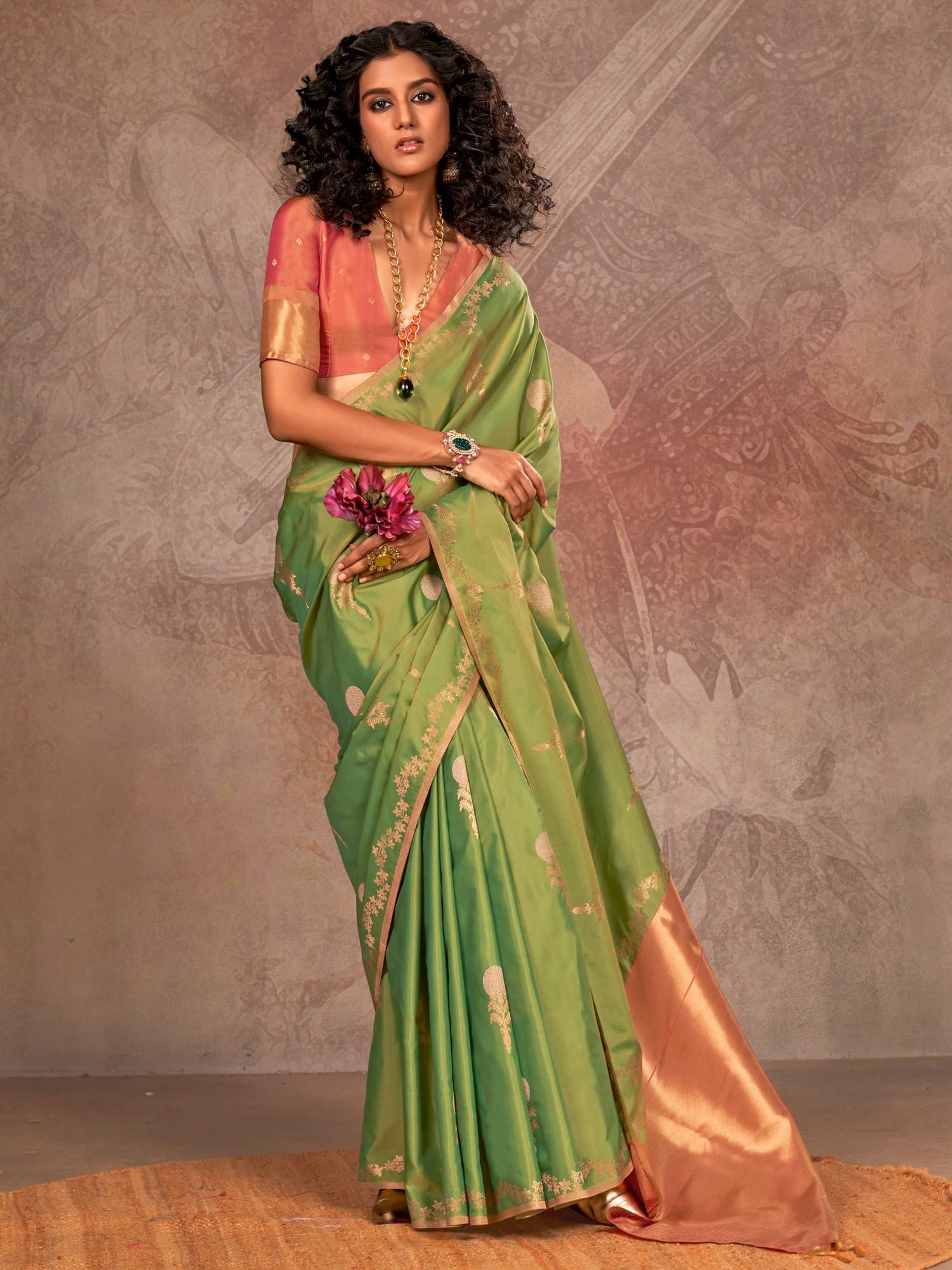 akhilam Green Women's Pure Silk Woven Saree with Unstitched Blouse-picture-24
