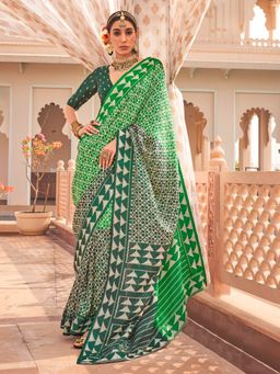 Akhilam - Green Women's Silk Blend Printed Saree with Unstitched Blouse