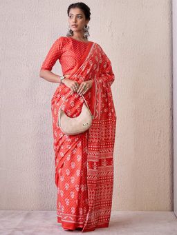 Akhilam - Red Women's Cotton Blend Printed Saree with Unstitched Blouse