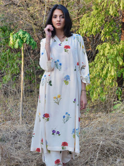Oodeypore - Rivea Cream Floral Kurta