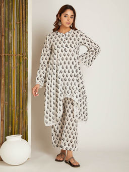 Shri Sanyogini - Black Block Printed A-Line High And Low Hem Kurta With Pant (Set of 2)