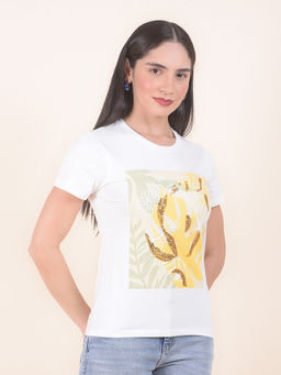 Cantabil - Men White Cotton Blend Embellished/Sequined T-Shirt