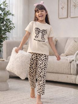 Napchief - Beige Bow Chic T-shirt and Pyjama