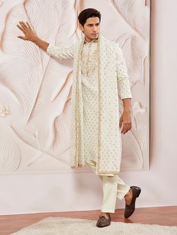 Vastramay - Men Silk Blend Ethnic Motifs Kurta with Trouser and Dupatta (Set of 3)