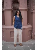 Blue color option, Currently selected