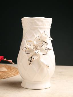 De Maison Decor - Margaux Fleur Porcelain Vase
