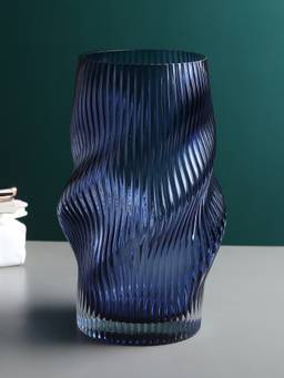 De Maison Decor - Whirly Blue Crystal Vase
