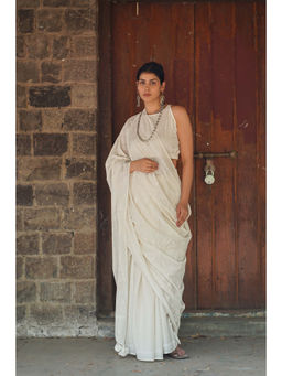 Chidiyaa - Safed Hushed Rice Ivory Block Printed Saree with Unstitched Blouse