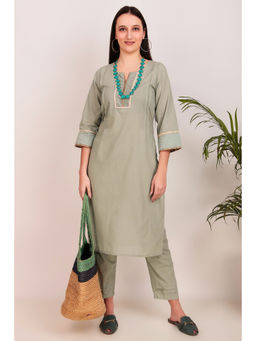 Zuri - Green Kuta with lace work and matching pant
