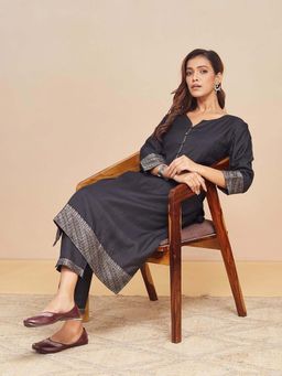 Fabindia - Black Woven Regular Kurta and Pant