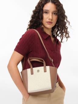 Tommy Hilfiger - Logo Brown Polyester Handbag with Detachable Strap