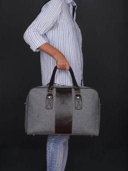 The Clownfish - Romulus Series 24 liters Polyester Duffle Bag