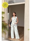 White color option, Currently selected