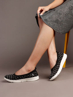 Carlton London - Patterned Comfort Casual Ballerinas Black