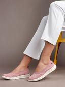 Pink color option, Currently selected