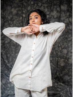 PRATHAA - White Shirt
