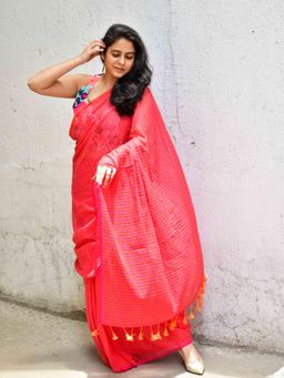 Sundarii - Red Gulab Baadal Gam Cha Mul Cotton Saree Without Blouse