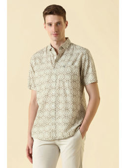 Allen Solly - Men Beige Regular Fit Print Half Sleeves Casual Shirt