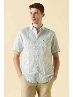 Allen Solly - Men White Classic Fit Print Half Sleeves Casual Shirt