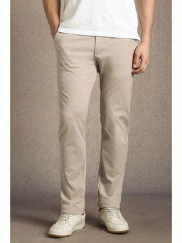 Louis Philippe - Men Beige Solid Flat Front Casual Trouser