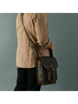 MaheTri - Urban Daily Sling Bag (M)