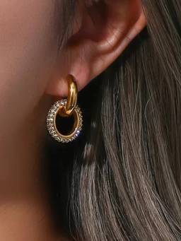 Inaya Accessories - 18KT Gold Plated Zircon Insert Huggies, Pritika