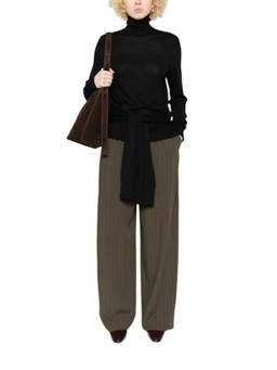 Toteme - Black Solid Turtle Neck Sweatshirt