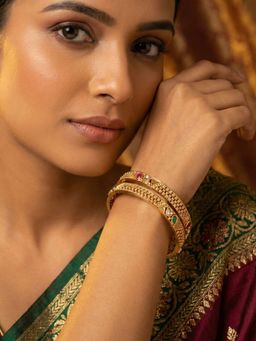 Niscka - Gold Alloy Women Statement Bangles