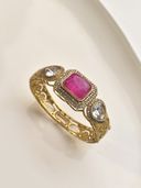 Pink color option, Currently selected