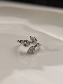 Peach Tassels - White Mixed Metal Women White Stones Ring