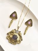 Pink color option, Currently selected