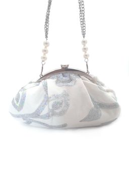 A Clutch Story - Flickering Rainbow Flapover