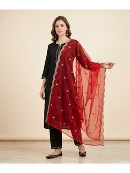 MUFFLY - Red Twill Net Border and Delicate Buti Embroidery Dupatta