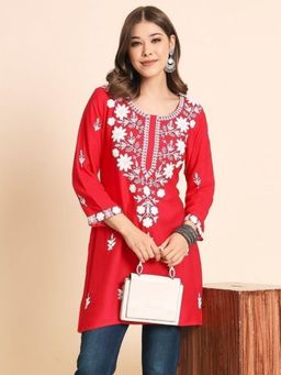 Odette - Women Pink Rayon Embroidered Straight Kurta