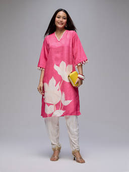 Gajra Gang - Pink Crepe Floral Print Tassel Embellished Kurta La Dolce Vita