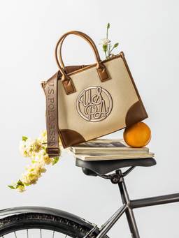 U.S. POLO ASSN. - Cocco Off White Tote Handbag With Solid Finish