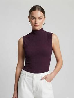 ANVI Be Yourself - Wine Knitted High Neck Regular Fit Sleeveless Solid Top