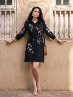 ZUMMER - Black Cotton Collar Neck Embroidered Dress With Belt