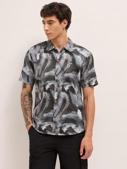 The Bear House - Mens Abstract Printed Relax Fit Casual Shirt