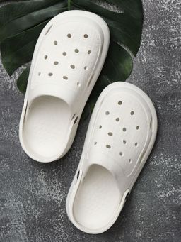 Carlton London - Textured Clogs Off White Men