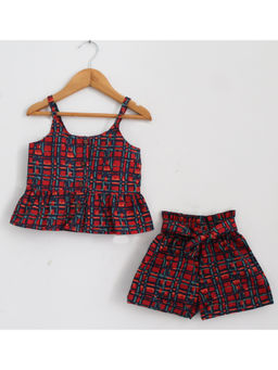 Woonie - This Woonie checked printed summer set with shorts-red is a summer essential for your little girl. Tailored in the finest material, it features a square neck. Style it with fancy accessories to complete her look.