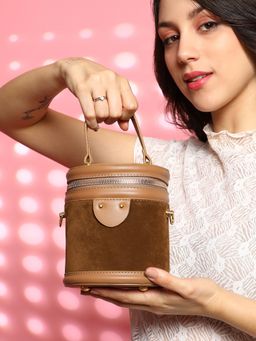 Haute Sauce - Brown The Velvet Bucket Bag with Detachable Strap