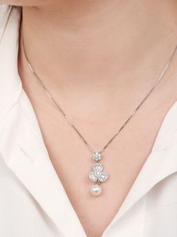 Zavya - Leafy Pearl Radiance 925 Sterling Silver Necklace