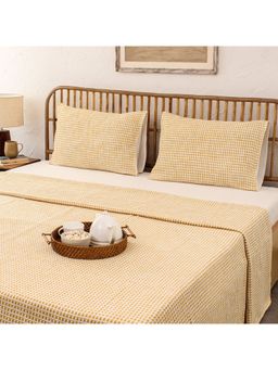 House This - Girnar Bedcover And 2 Pillow Covers Set Yellow (Queen)