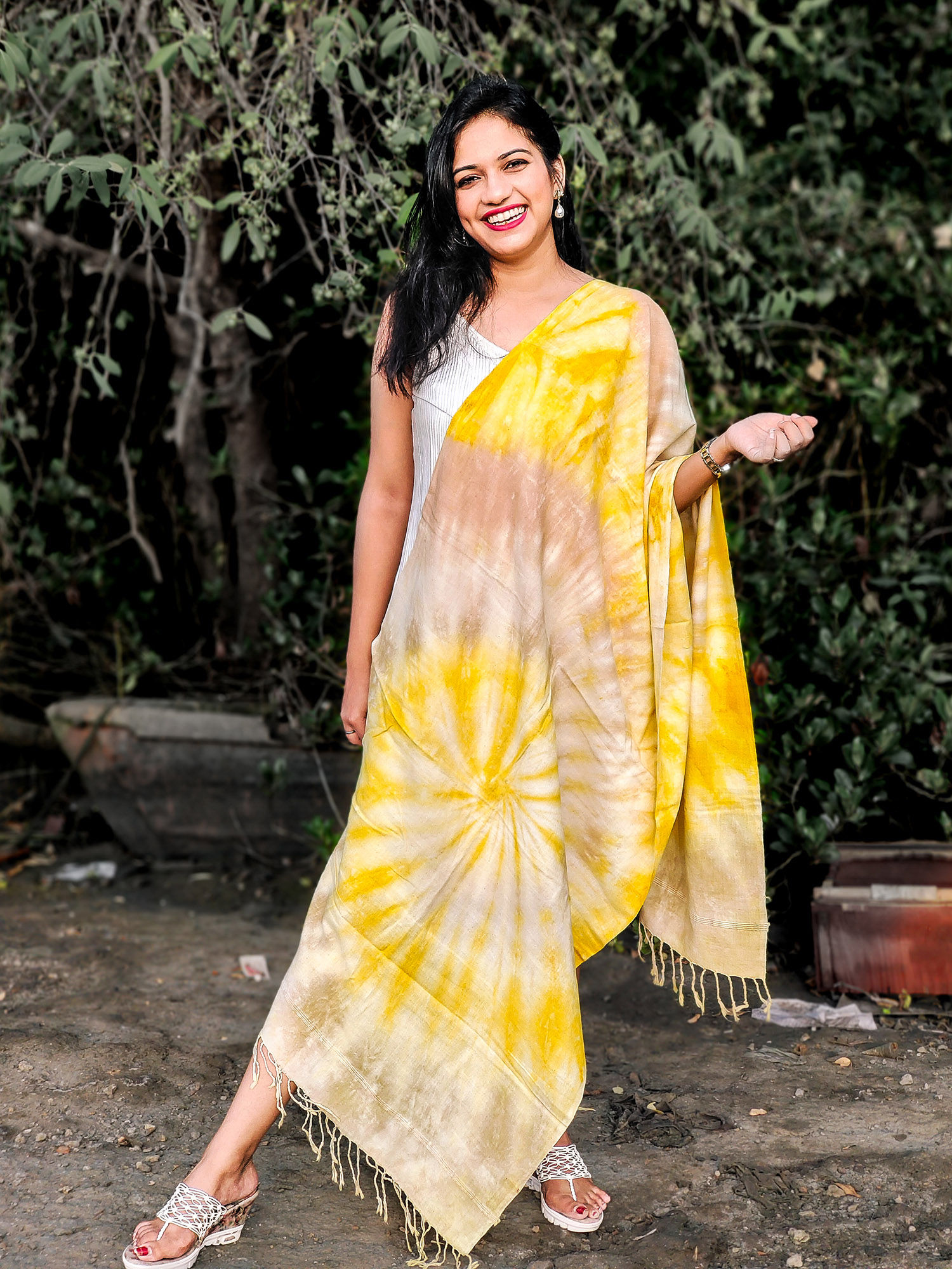 Yellow Stole From Apaapi-picture-36