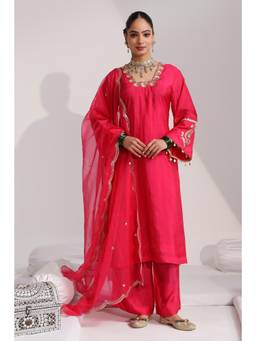 SAYARISH - Pinzil Pink Embroidered Kurta with Pant and Dupatta