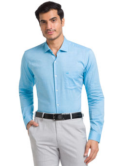 Park Avenue - Slim Fit Solid Medium Blue Shirt