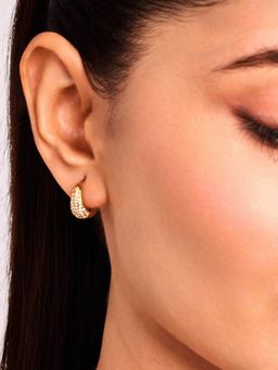 ELRA - 18K Gold Plated Starlight Huggie Earrings