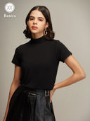 Black color option, Sold out, Currently selected