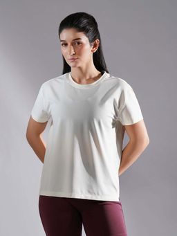 BASICPLZ - Flow Fit T-Shirt Ivory